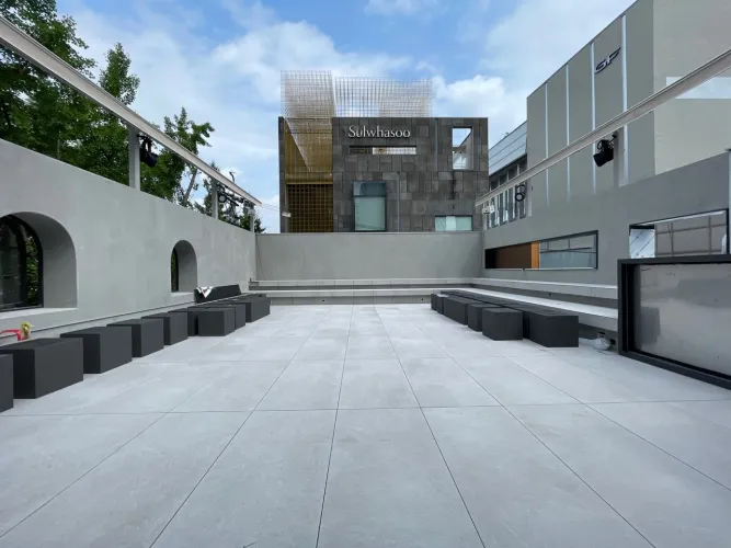 Al Fresco Rooftop